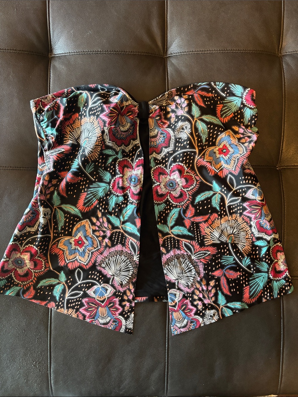 Croft & Barrow Black Strapless Tankini top with Multicolor Floral Trim